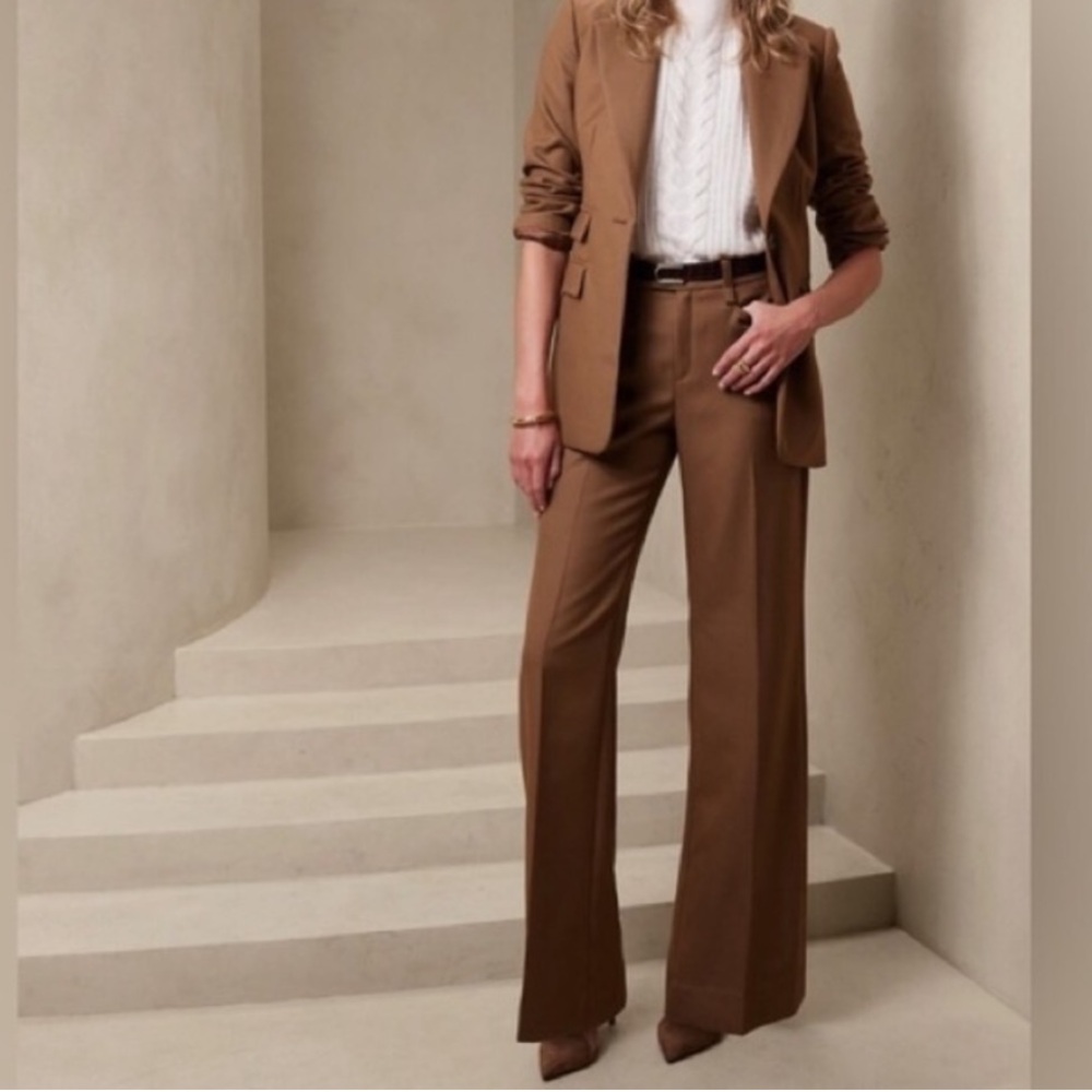 Banana Republic Lido Trousers - Cognac Brown - NWT